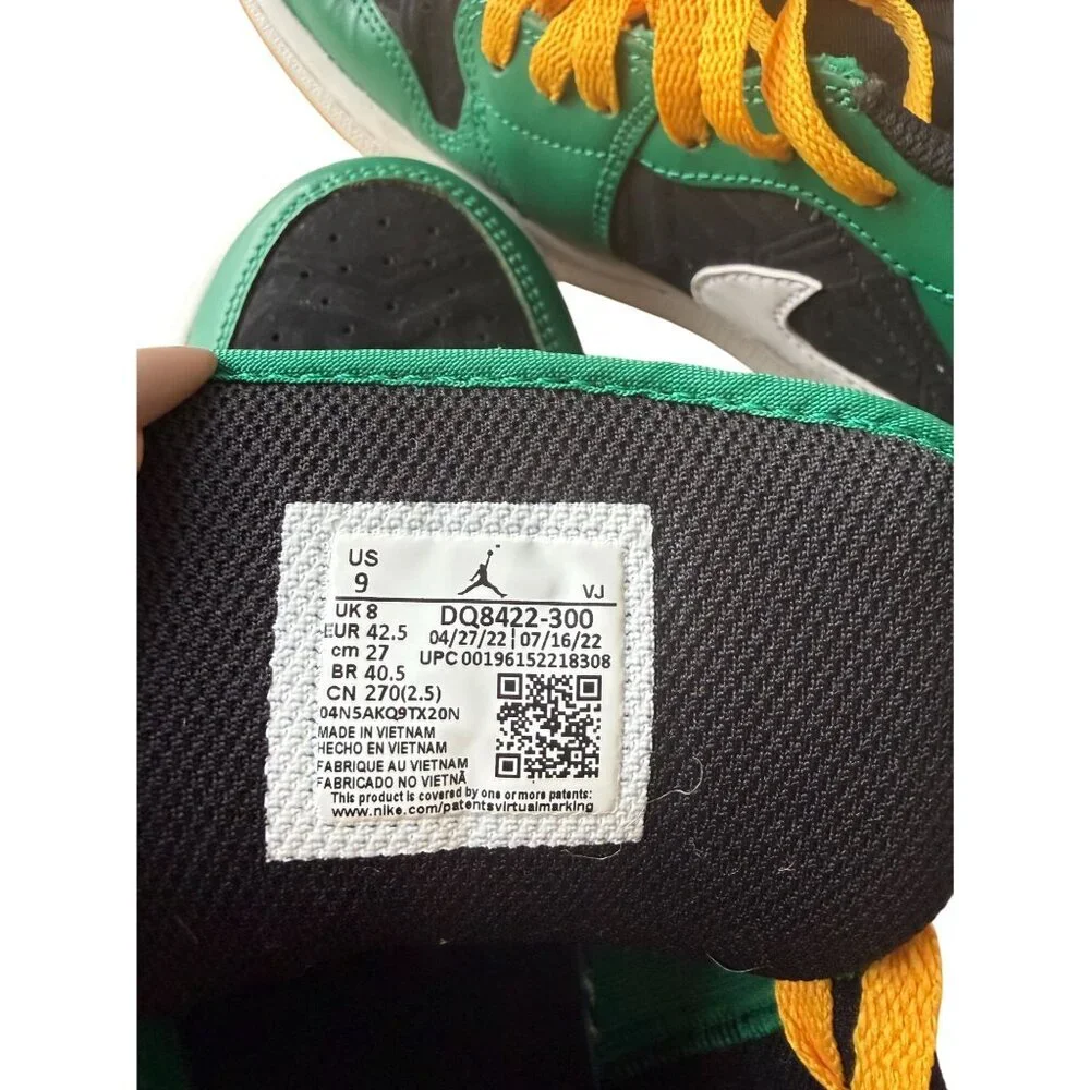 Nike Air Jordan 1 Low SE Holiday Special Malachite Green Sneakers Size 9 - Picture 5 of 10